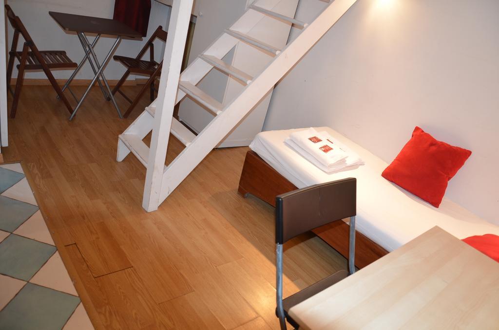 Hotel Studios Phenicio Porte De Versailles Malakoff Bagian luar foto